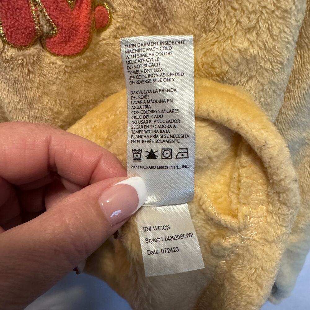 Disney 100 Winnie The Pooh Fleece Top XL Beige Hunny Plush Pajama Sweatshirt - Picture 6 of 8